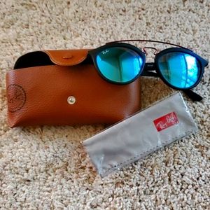 Ray Ban Aviator sunglasses